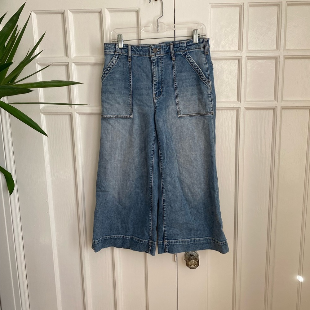 Cropped Pilcro and the Letterpress Jeans